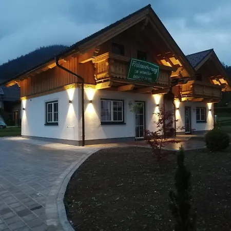 Zweimaederlhaus Apartman *