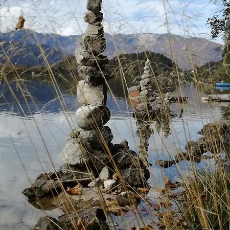 Zweimaederlhaus Apartman