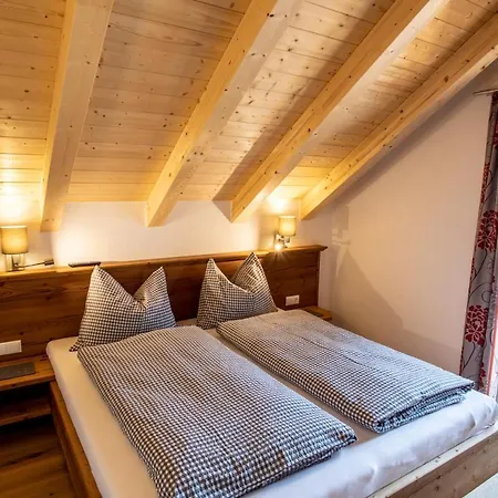 Zweimaederlhaus Apartman *