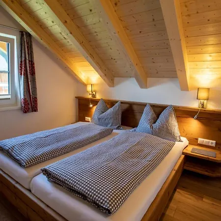 Zweimaederlhaus Apartman *