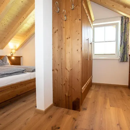 Zweimaederlhaus Apartment