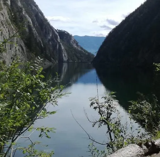 Zweimaederlhaus Апартаменты