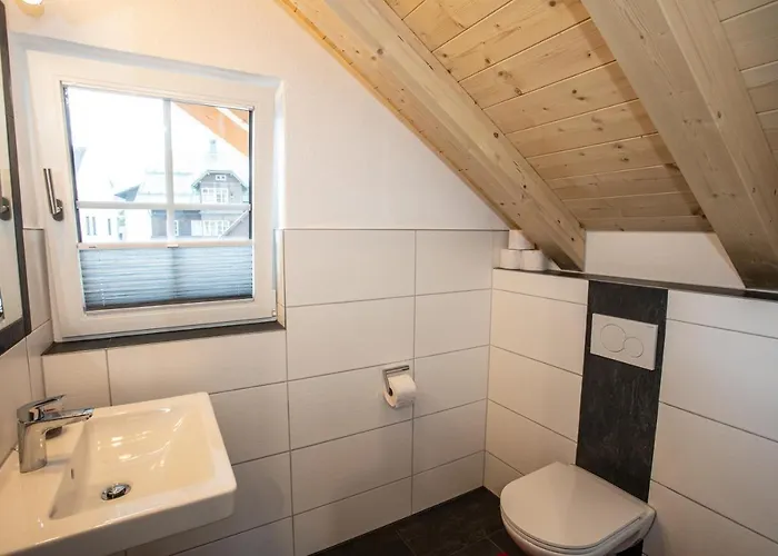 Zweimaederlhaus * Бад-Миттерндорф