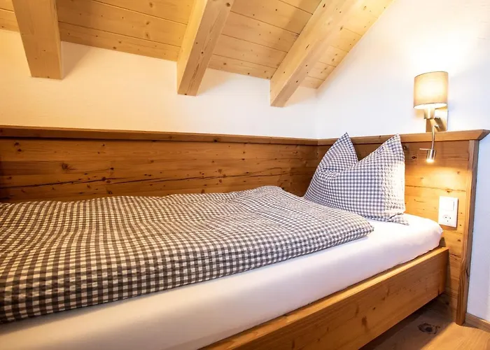 Zweimaederlhaus Апартаменты