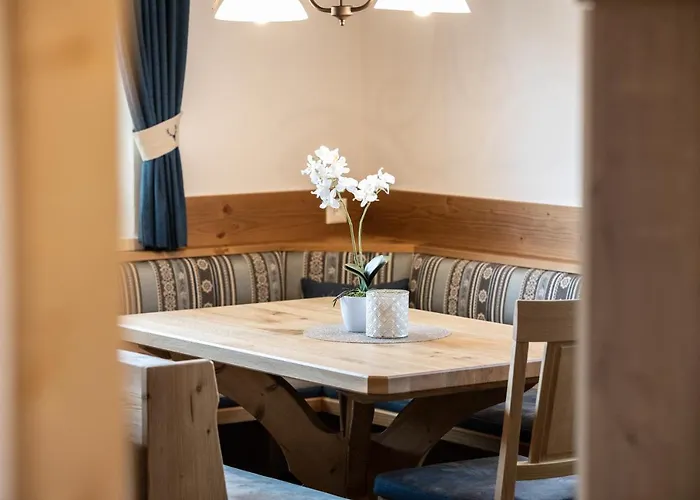 Zweimaederlhaus Бад-Миттерндорф