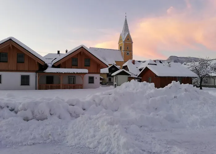 Zweimaederlhaus Бад-Миттерндорф